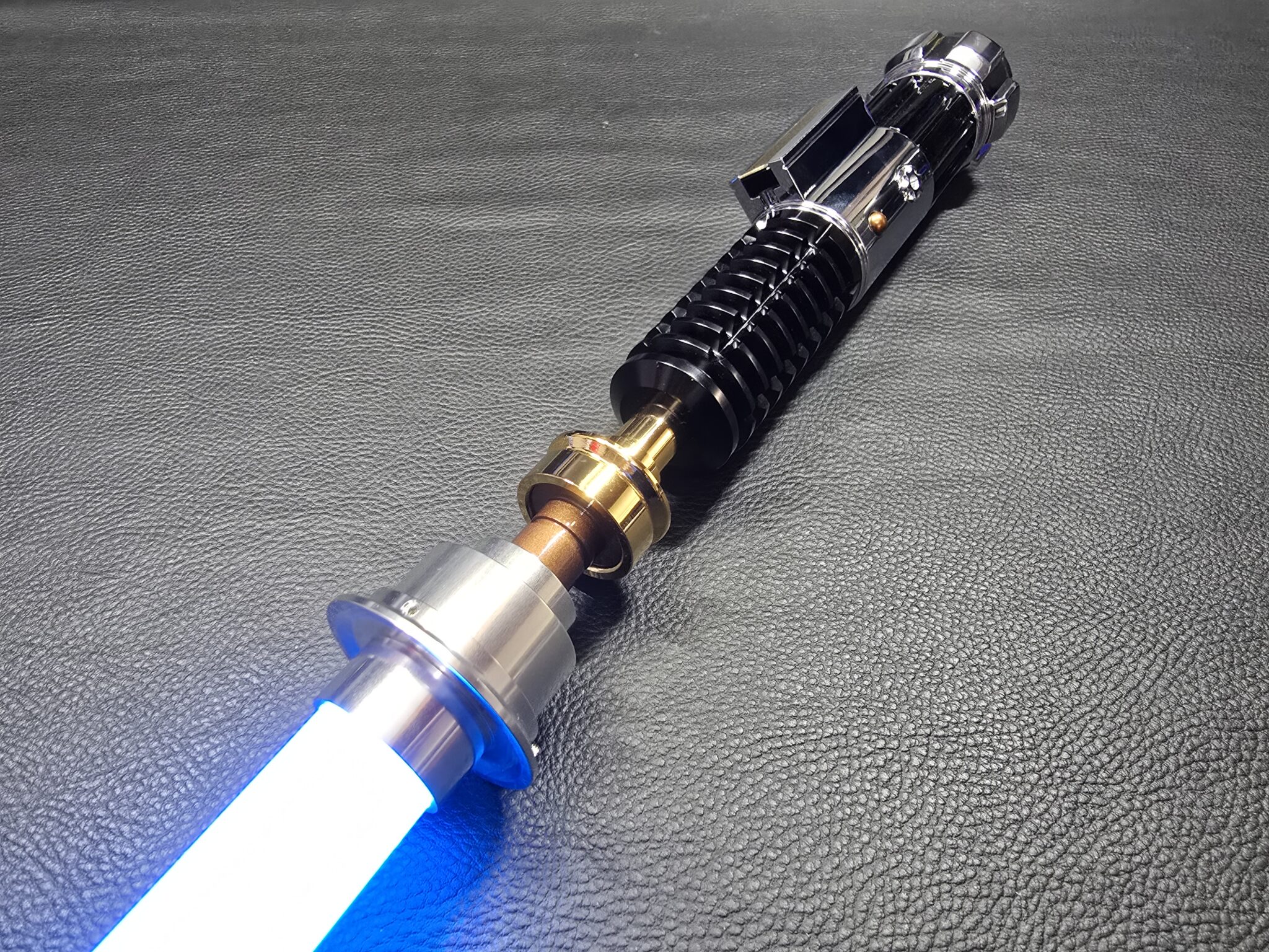 Photo inspiration: Kyber Sabre Lacing For Long Term Reliability Reference: O Sabre De Luz De Obi Wan Kenobi Episódio 3