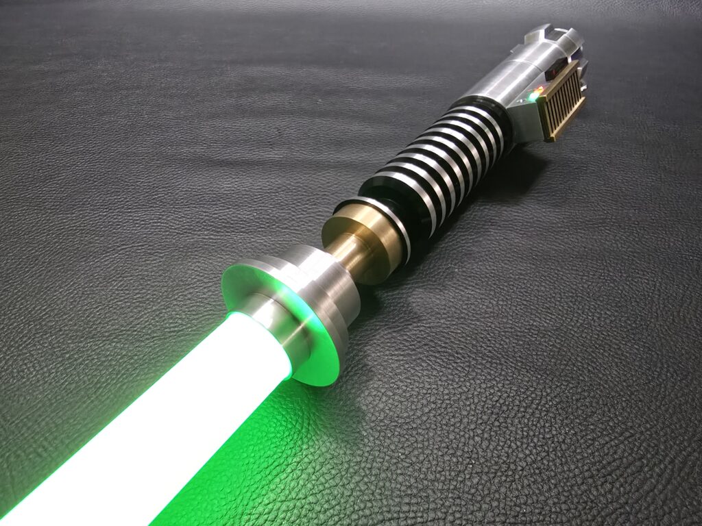 Luke Skywalker's Lightsaber - The Mandalorian - The Kyber Temple